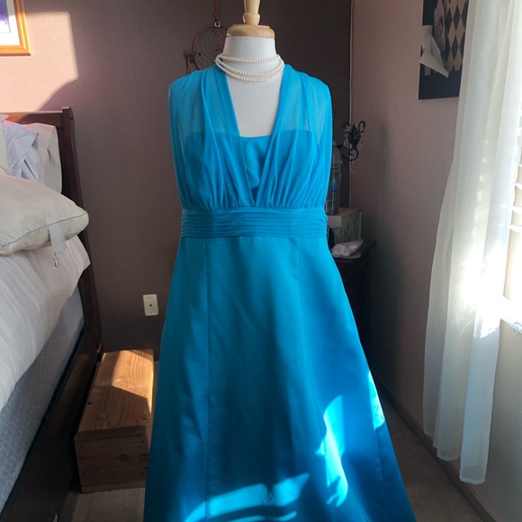 Plus size 20 blue David’s Bridal Bridesmaid dress - Picture 2 of 4